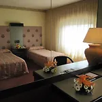 Szálloda Sercotel Cuatro Postes 4*