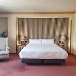 Szálloda Sercotel Cuatro Postes