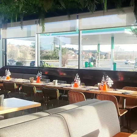 Szálloda Sercotel Cuatro Postes 4*