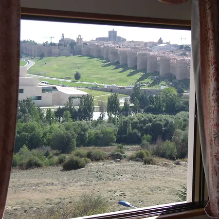 Otel Sercotel Cuatro Postes Ávila