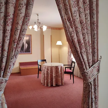 Sercotel Cuatro Postes Hotel