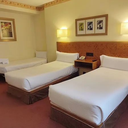 Hotel Sercotel Cuatro Postes 4*
