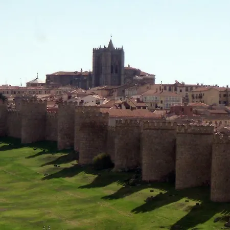 Sercotel Cuatro Postes Hotel Ávila