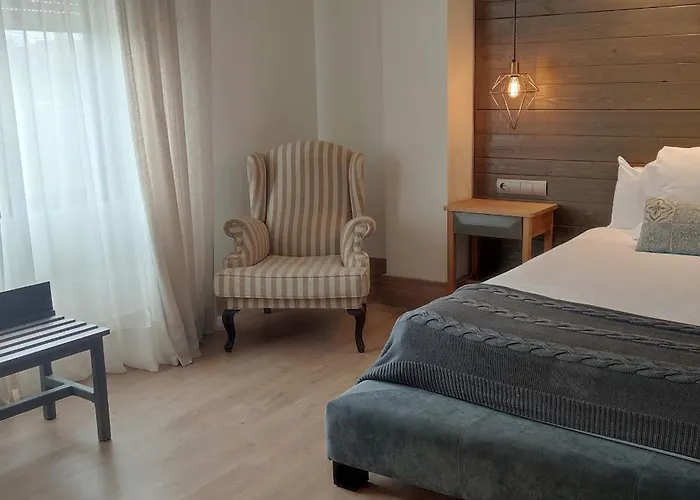 Hotel Sercotel Cuatro Postes 4*