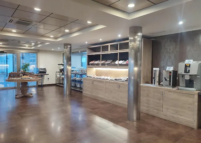 Sercotel Cuatro Postes Отель Авила