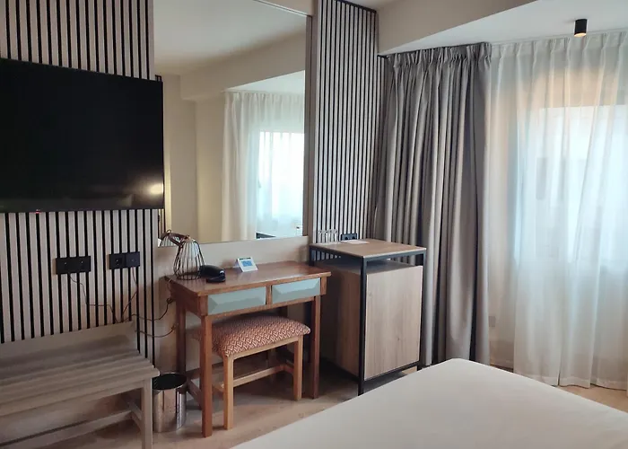 Sercotel Cuatro Postes Hotel