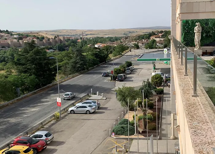 Отель Sercotel Cuatro Postes 4*