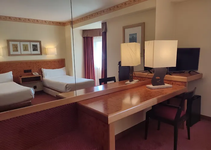 Sercotel Cuatro Postes Hotel 4*