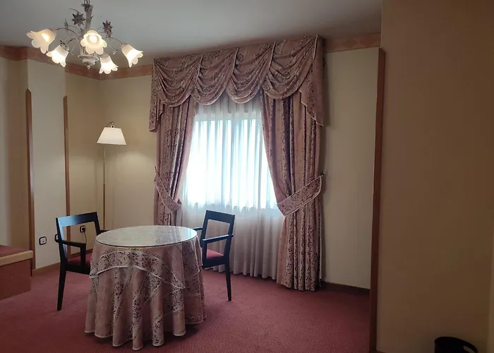 Sercotel Cuatro Postes Отель 4*